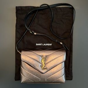 Rare 💯% Authentic YVES SAINT LAURENT Toy loulou Matelasse calfskin crossbody